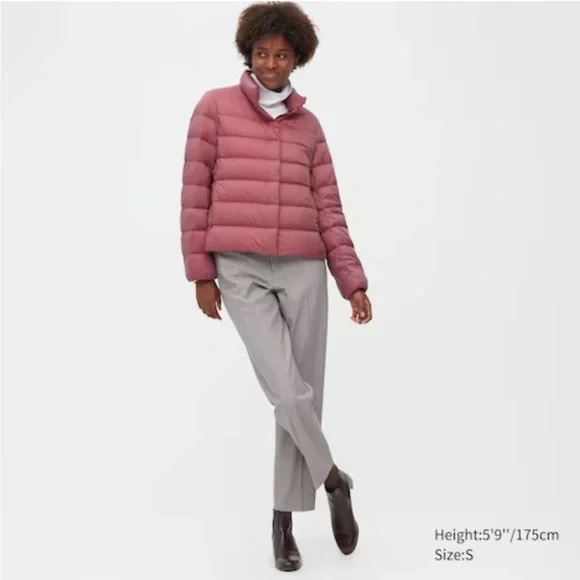 HOST PICK⭐️Ultra Light Duck Down Jacket-Packable 🤍Navy - Picture 4 of 12